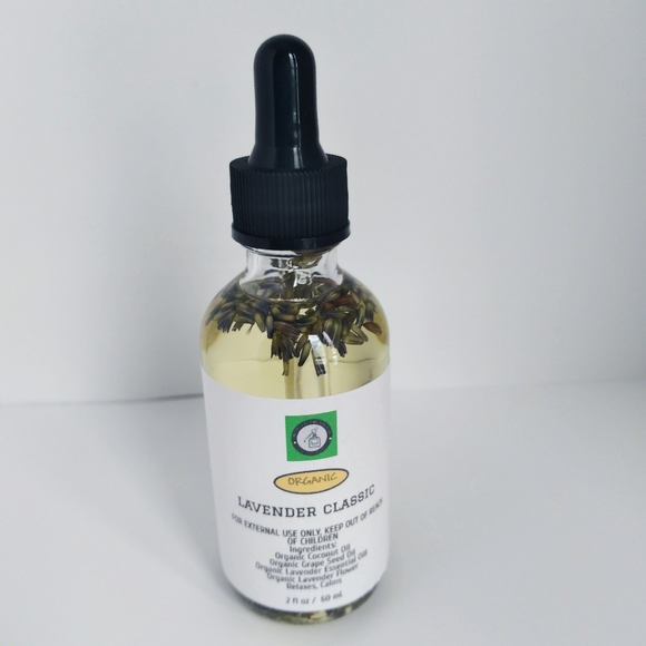 Lavender Classic Body and Massage, Infused with Lavender Flower For Relaxition. - Picture 3 of 5